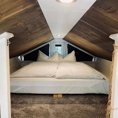 Tiny House Ems Im Pier9 Tiny House Hotel Hamm  Εξωτερικό φωτογραφία